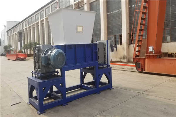 廢舊家電撕碎機(jī)實現(xiàn)舊家電回收產(chǎn)業(yè)化和正規(guī)化